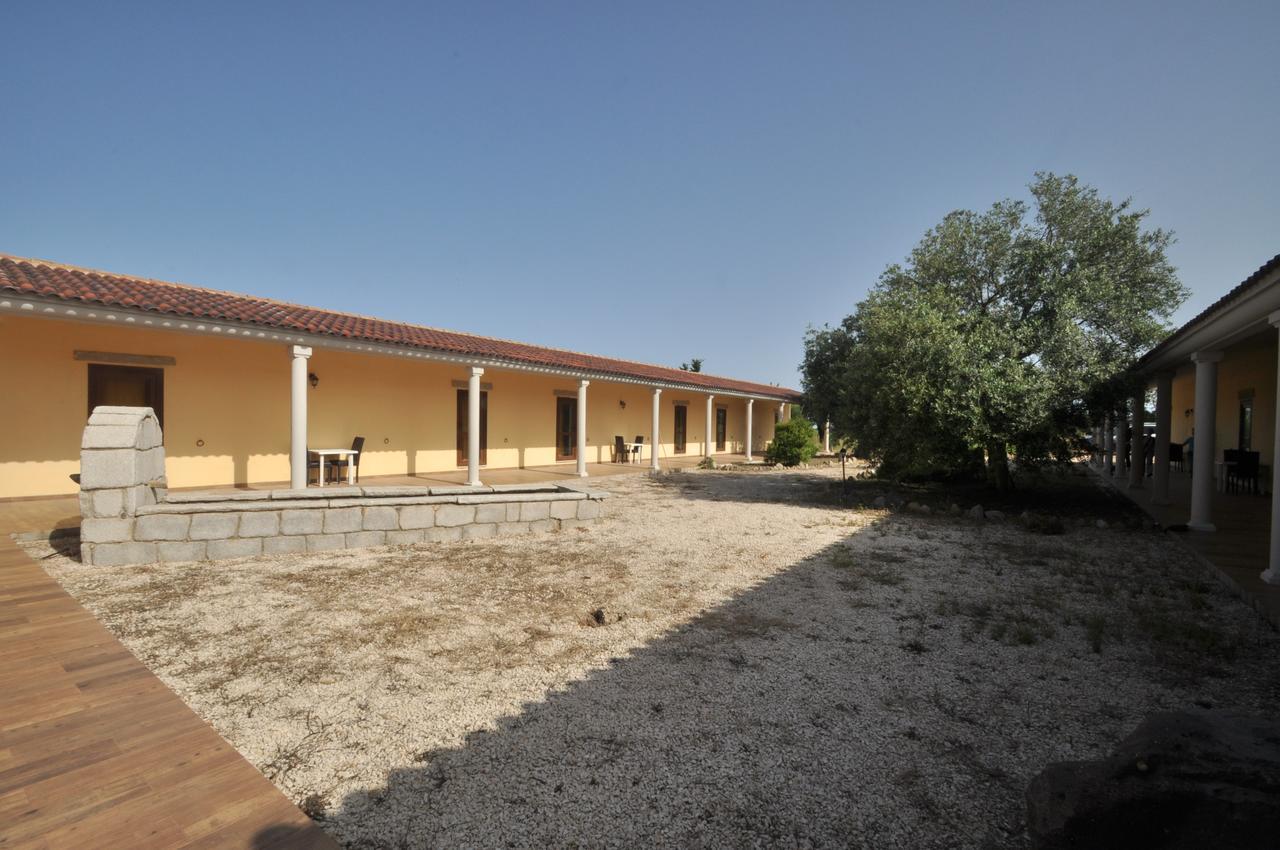 B&B Mare Della Gallura Бадези Екстериор снимка
